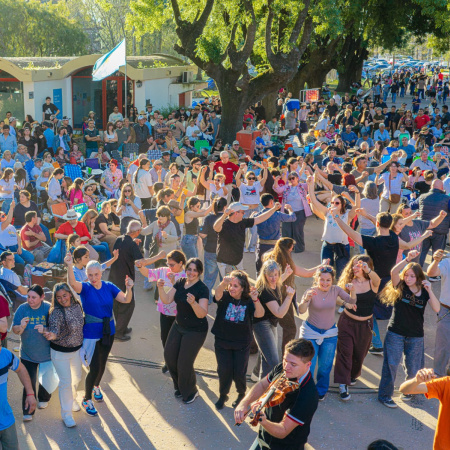 Morse cerró una nueva edición de la Fiesta Nacional del Cosechero con una multitud