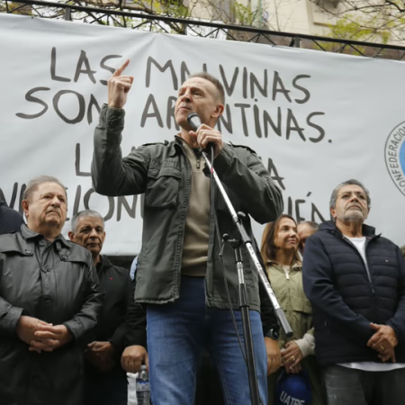 La CGT marchó en “defensa de la industria nacional" con duras críticas al Gobierno