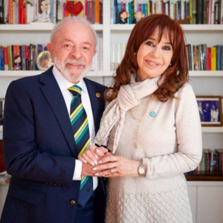 Cristina Kirchner felicitó a Lula da Silva: “Un auténtico 17 de Octubre electoral”