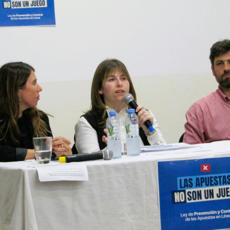 Micaela Olivetto presentó en Junín un proyecto de ley para prevenir y regular las apuestas en línea