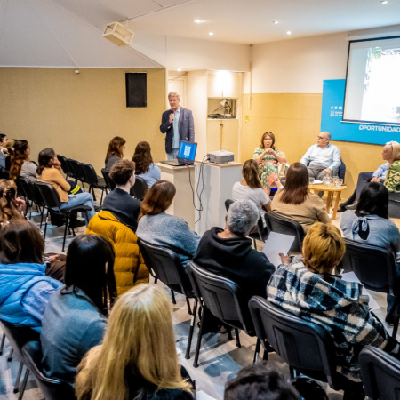 La OMIC realizó una jornada de concientización sobre los derechos de los consumidores y la prevención de estafas financieras